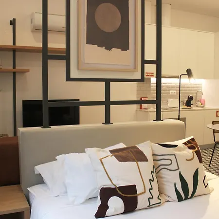 Apartment Modern Flat Near Trindade By Lovelystay Porto